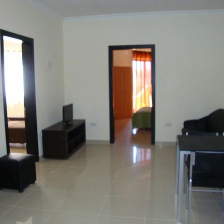 Belmont Court Apartments Qawra Esterno foto